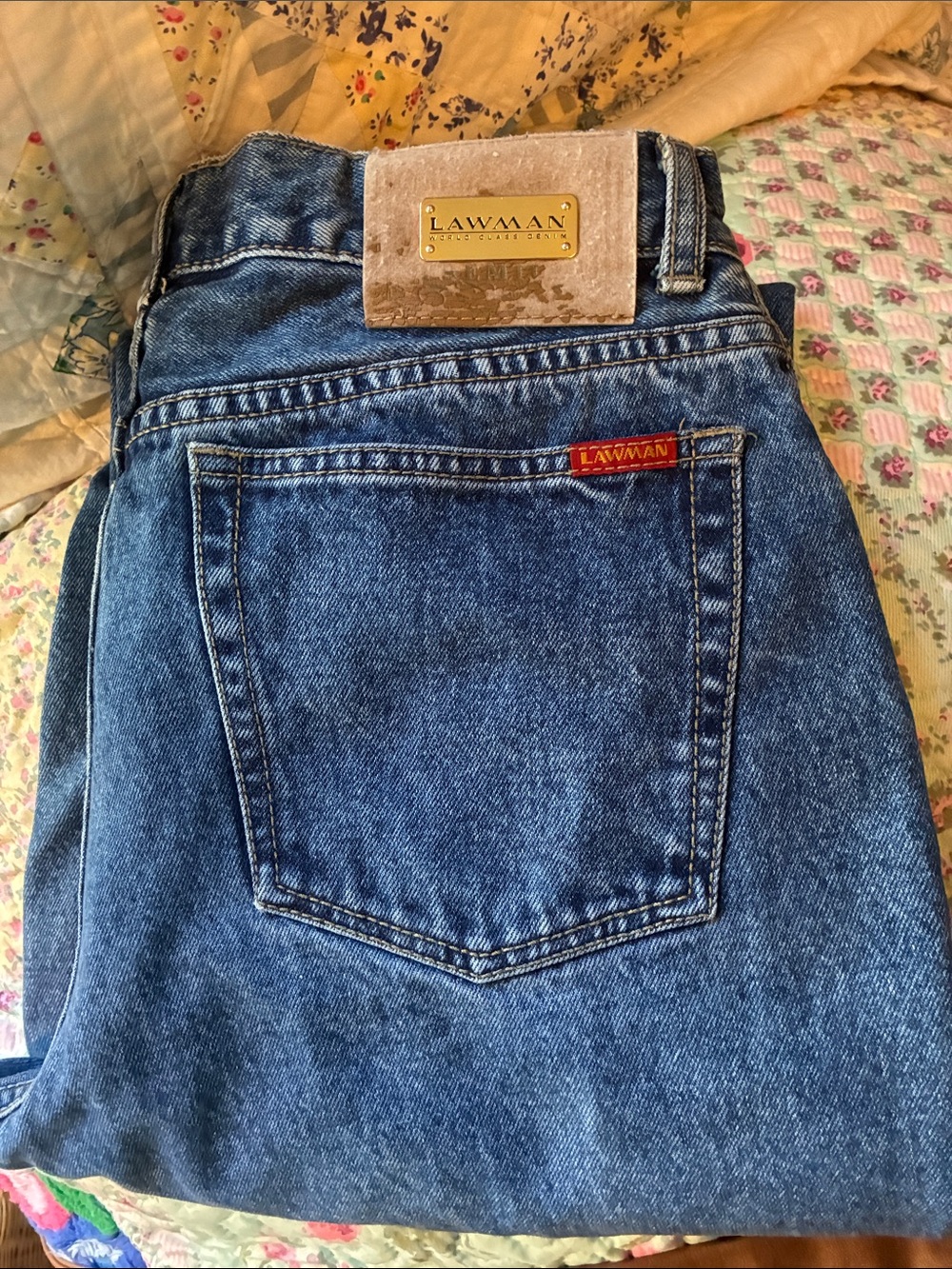 Lawman vintage Women’s Relaxed Fit Blue Jeans Sz 13/14. Ultimate 90’s Mom Jean